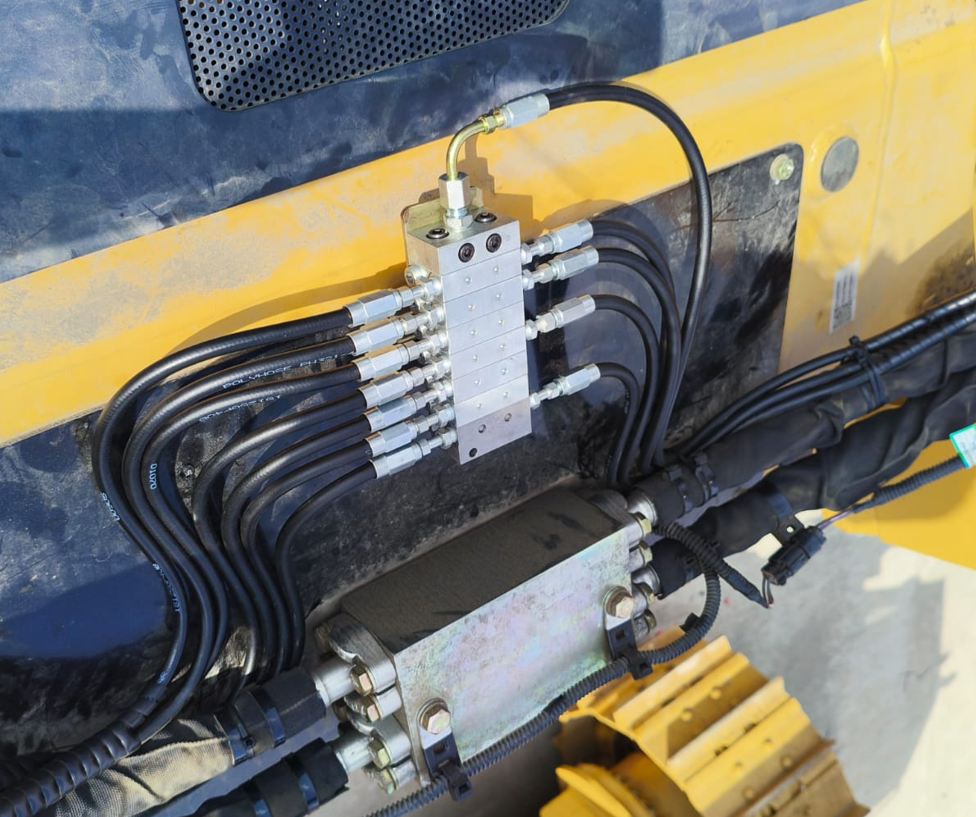 Ashalube CLS installed on SEM Bulldozer